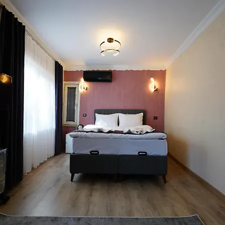 The Galata 3*