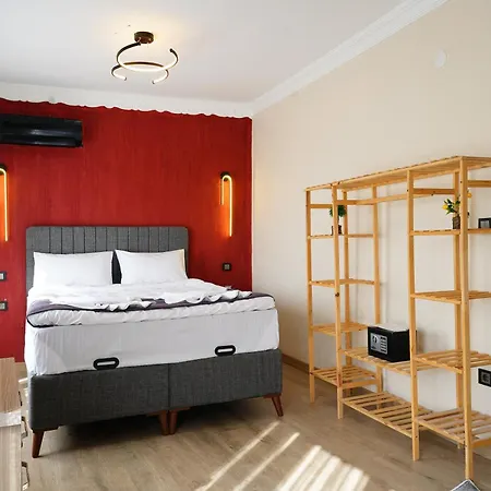 Πανσιόν The Galata 3*