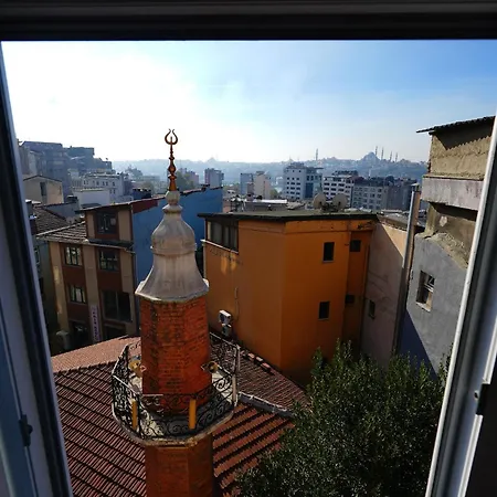 The Galata Πανσιόν 3*